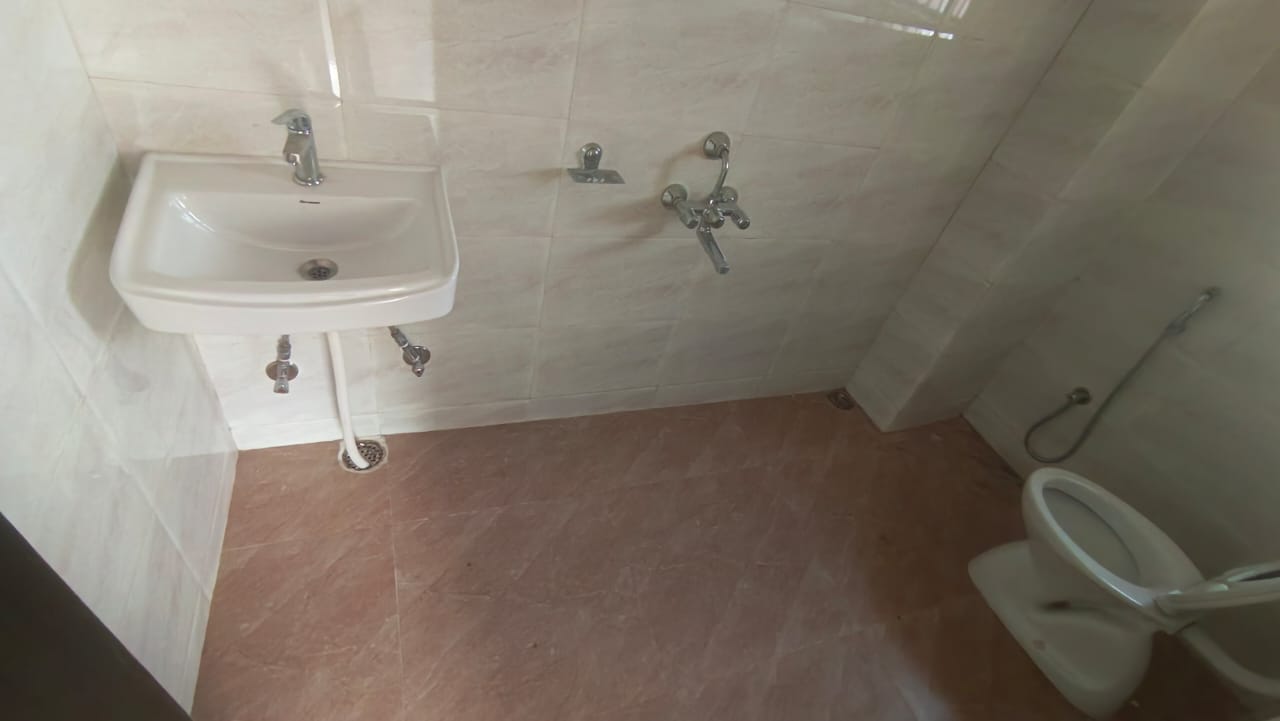 Unfurnished 3bhk in Ghoramara Chariali, Guwahati, Assam, India for Rent